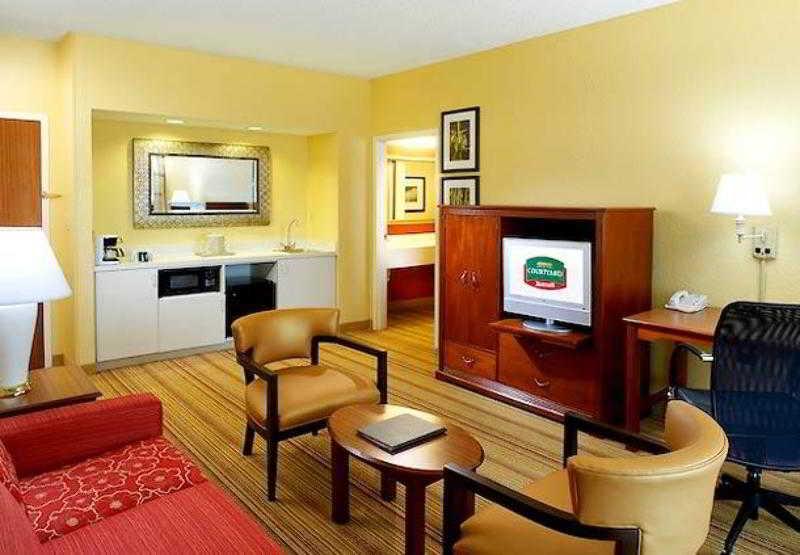 Courtyard By Marriott West Palm Beach Airport Екстер'єр фото