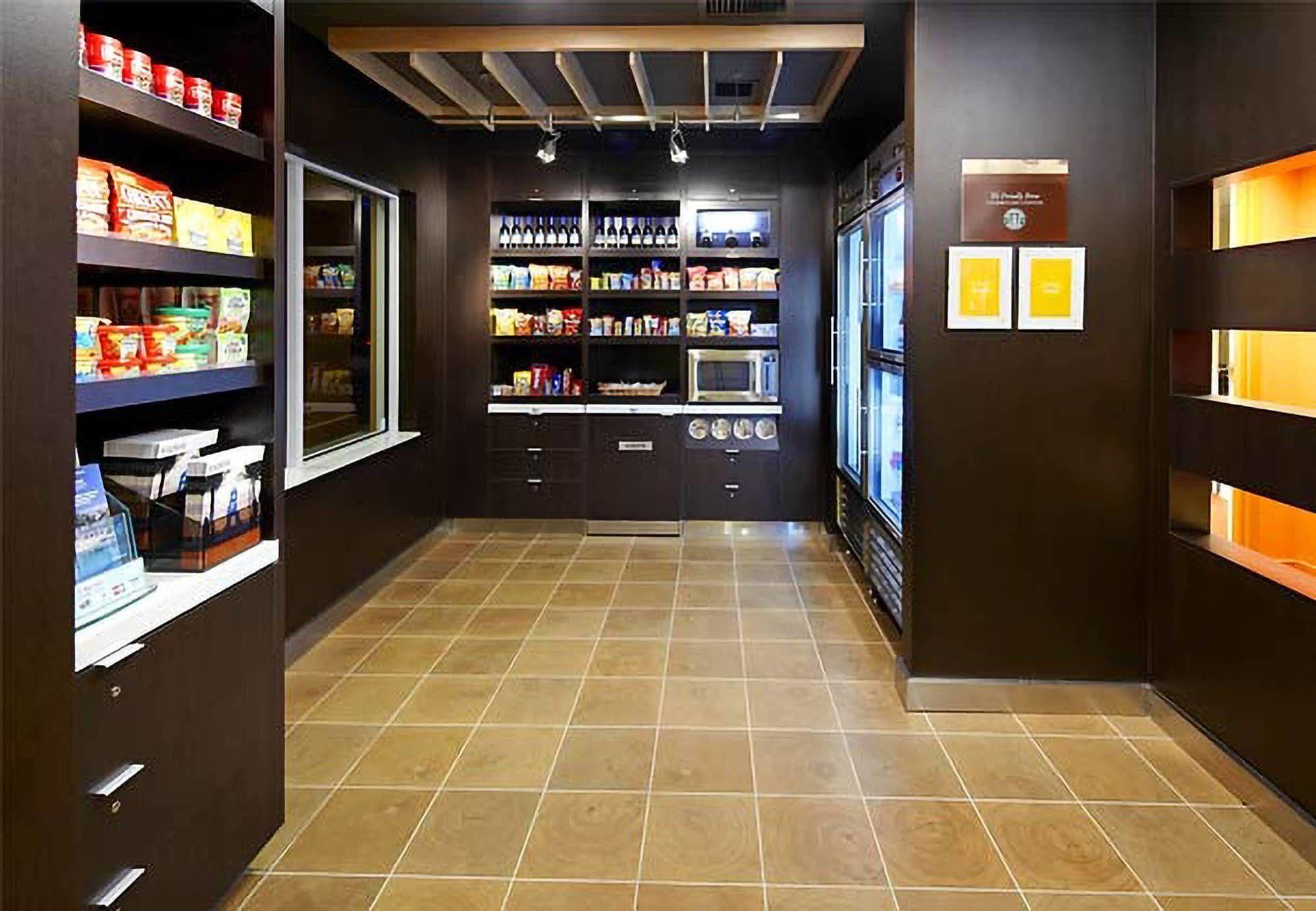 Courtyard By Marriott West Palm Beach Airport Екстер'єр фото